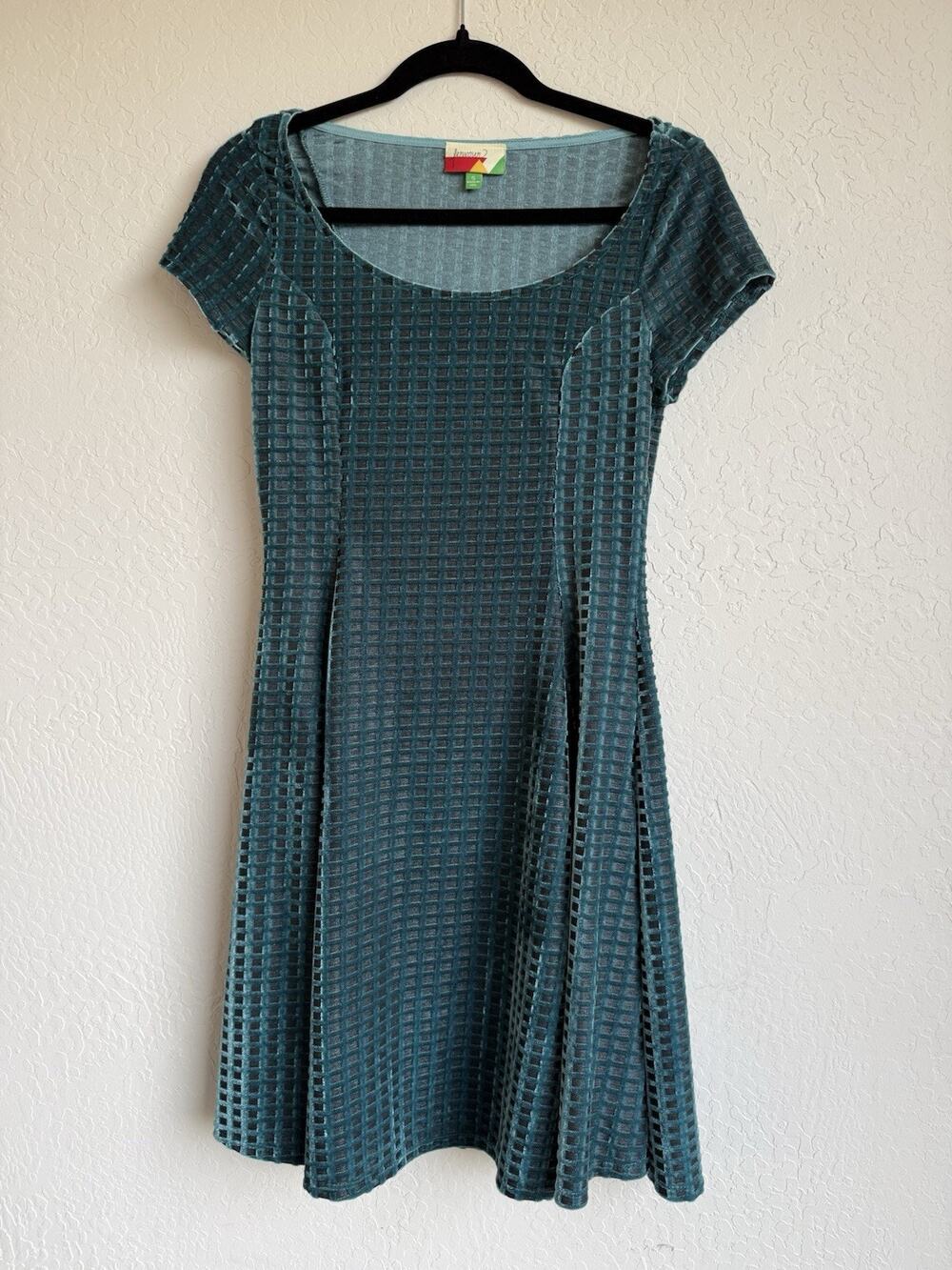 ModCloth Fervour Velvet Vibes Skater Dress Fit & Flare Size Small Retro USA